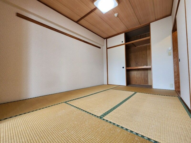 サンパセオ新柏　Ｅ号棟の和室