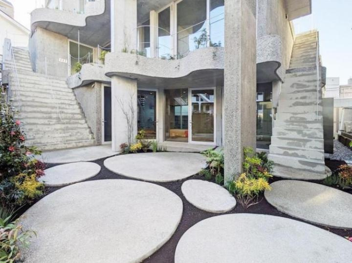 SHINJUKU NEW VILLAのエントランス