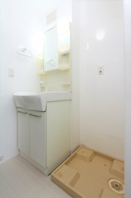 【洗面所】 | メゾンヴェール徳住 | 参考写真（同物件別部屋）