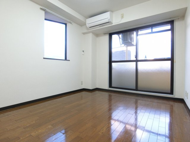 レーヴ和泉の寝室|モデルルーム