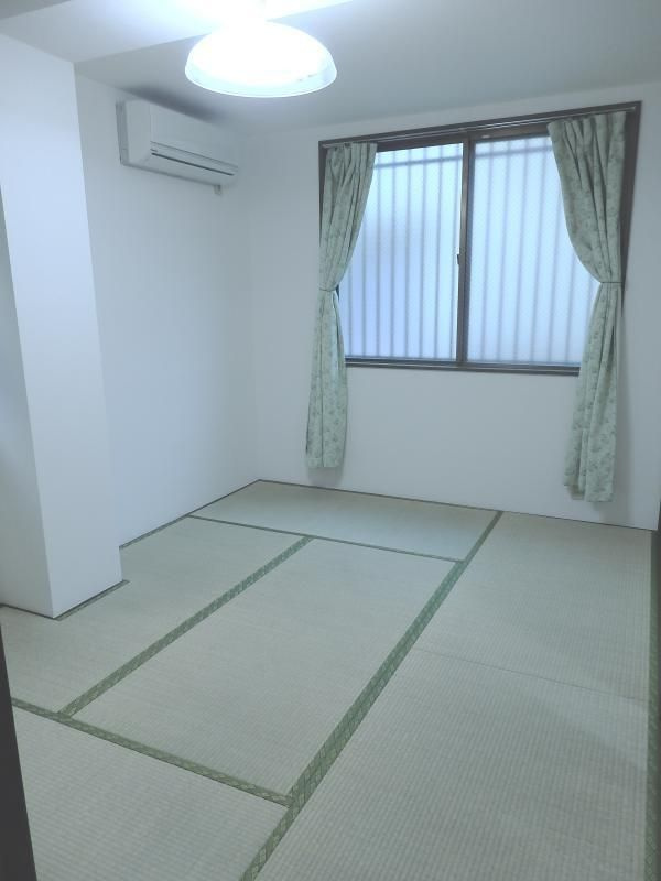 フォーシーズンＦＹの内装