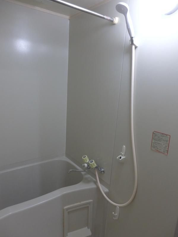 フォーシーズンＦＹの浴室