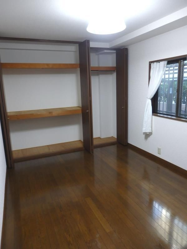 フォーシーズンＦＹの収納