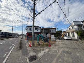 【前面道路含む現地写真】