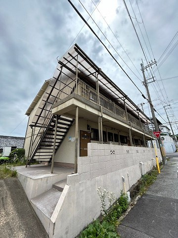 クリアハイツ西平の外観