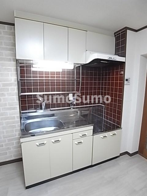 フローレンス西宮1のキッチン|キッチンでお料理をお楽しみください