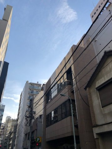京橋北見ビル　西館の外観