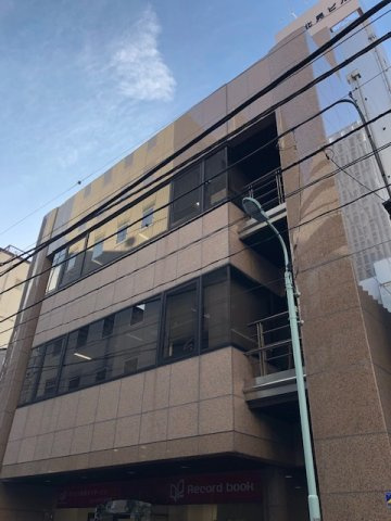 京橋北見ビル　西館の外観