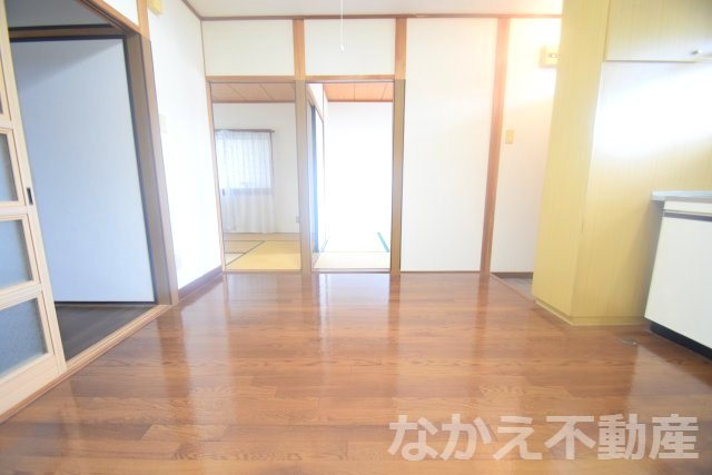 【居間・リビング】 | ゆったり過ごせる居間です