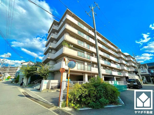 ユニライフ宇治Ⅲの外観