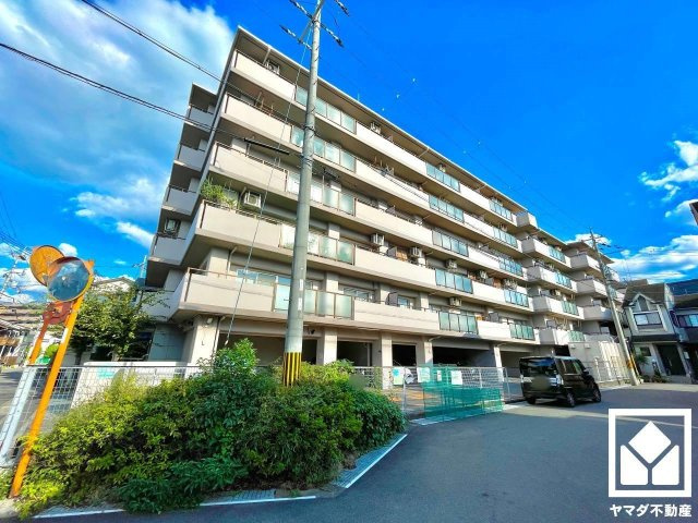 ユニライフ宇治Ⅲの外観