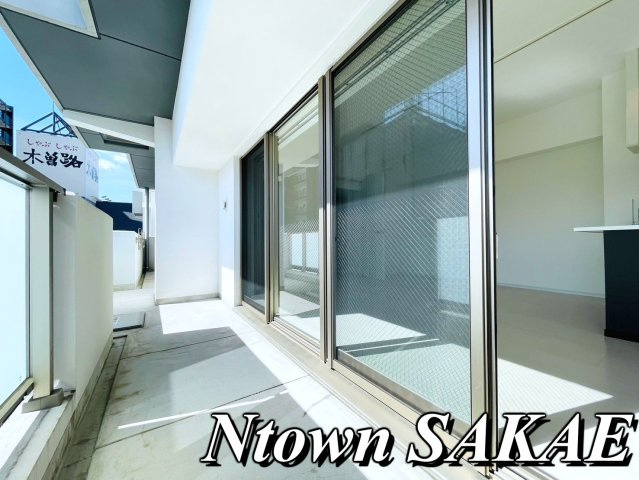 【バルコニー】 | FIRST RESIDENCE SAKAE(ファーストレジデンス栄) | バルコニーがあります