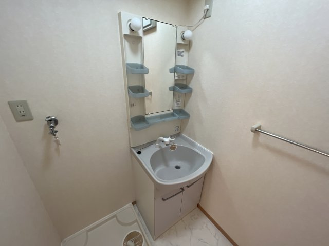 エクセル英賀保八十八　B棟の独立洗面台