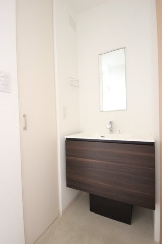 日野貸事務所の洗面所