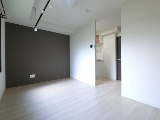 PARKSIDE RESIDENCE GYOTOKU の居間・リビング