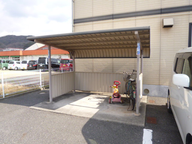 倉敷市児島下の町９丁目のアパートのその他共用部分|駐輪場