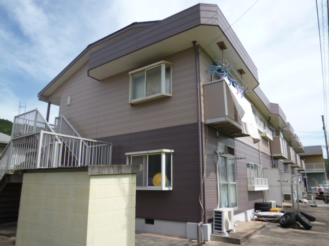 倉敷市福田町古新田のアパートの外観