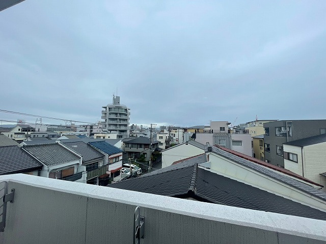 隆和のバルコニー
