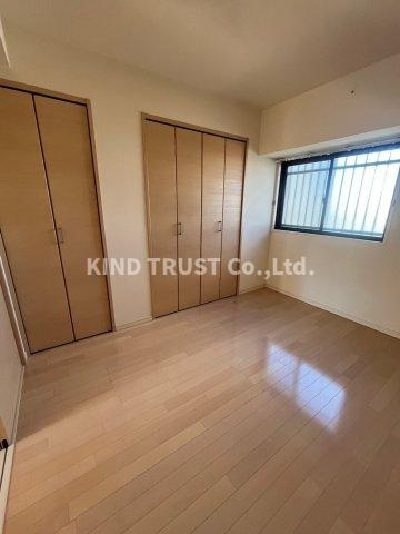 FORTUNA北梅田の居間・リビング|ゆったりとした居間です