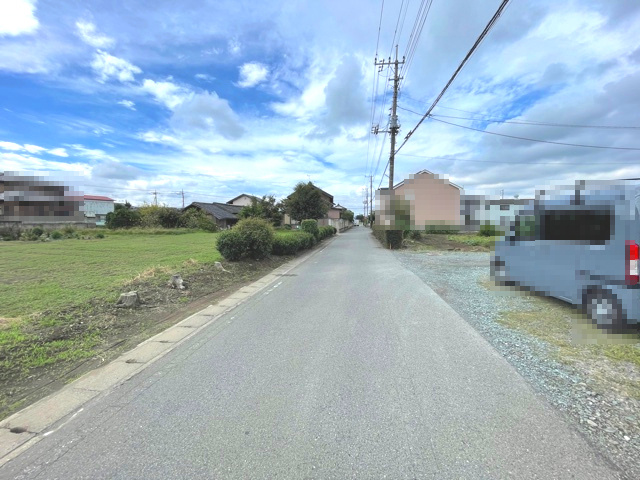 藤岡市小林　土地580の前面道路含む現地写真