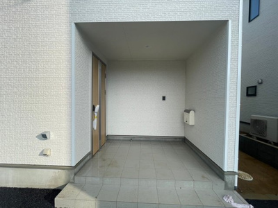 【エントランス】 | 匝瑳市飯倉台第2-3号棟 | 【祝！上棟！】ご見学はお気軽に0476-37-3888までお問合せ下さい！■住宅ローンのご相談は無料ですので、お気軽にご相談下さい！