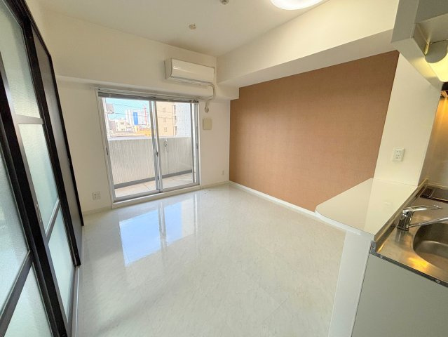 セレブコート木川の居間・リビング