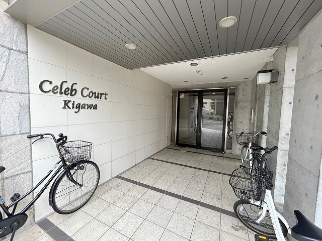 セレブコート木川のエントランス