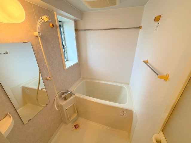 セレブコート木川の浴室