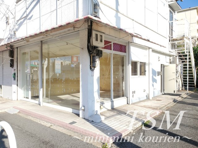 東香里南町店舗の外観