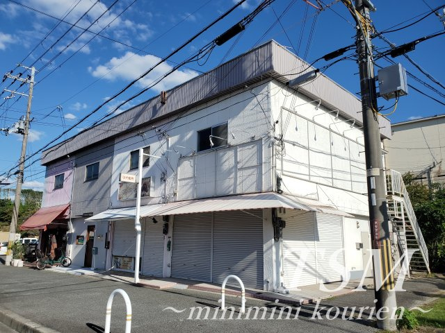 東香里南町店舗の外観