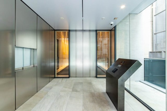 【エントランス】