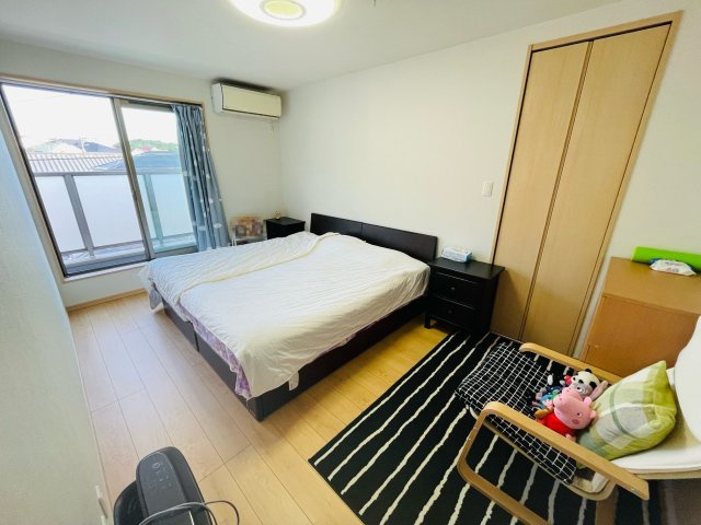 神戸市北区北五葉5丁目戸建の洋室