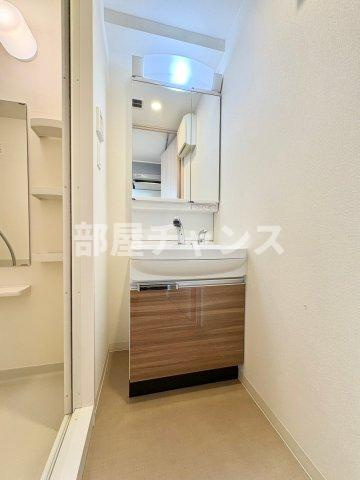 プレサンス大須観音の独立洗面台