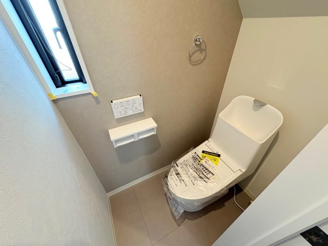 神戸市北区鈴蘭台南町3丁目新築戸建のトイレ