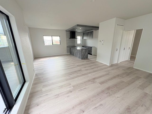 神戸市北区鈴蘭台南町3丁目新築戸建の居間・リビング