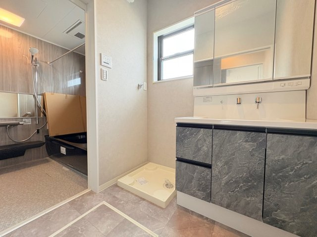 神戸市北区鈴蘭台南町3丁目新築戸建の洗面所