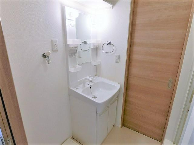 アン・ジュールの洗面所