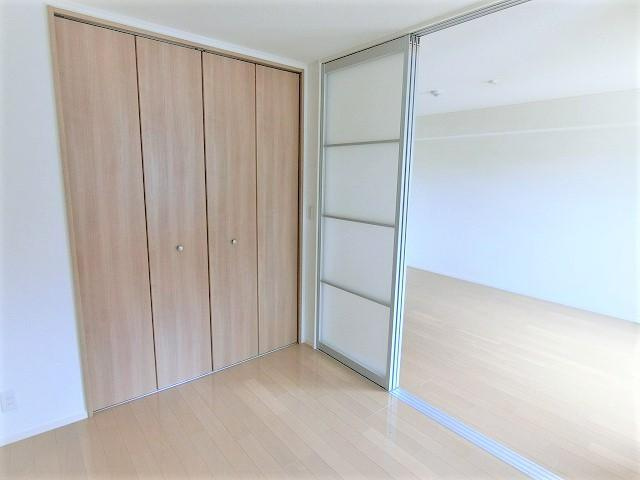 アン・ジュールの洋室