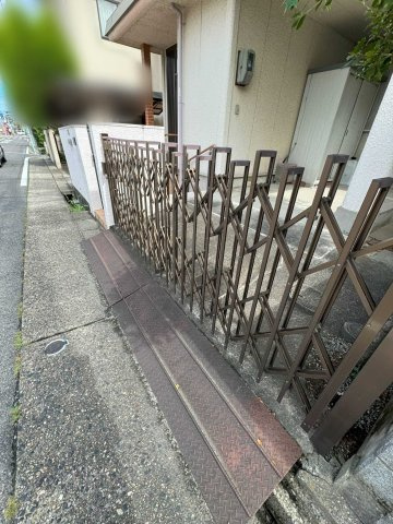 守山区茶臼前土地の前面道路含む現地写真