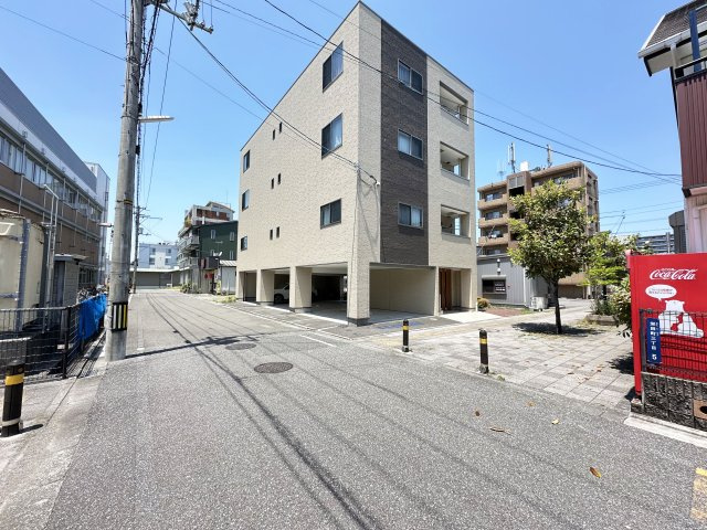 フォブールアミリー