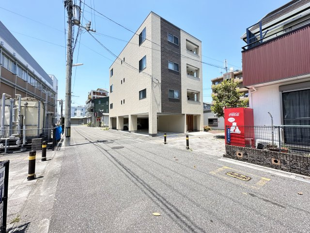 フォブールアミリーの外観