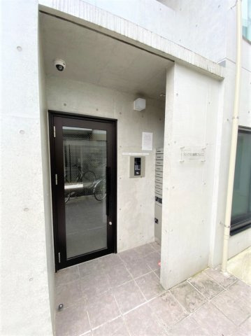 「防音マンション」ラシクラス練馬プルミエのエントランス|落ち着いたエントランスです