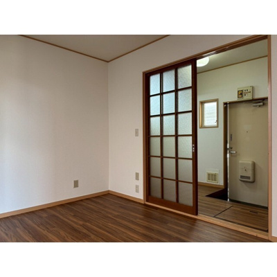 【居間・リビング】 | 洋室