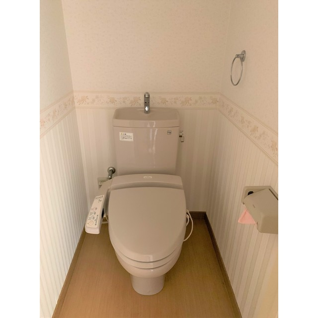 エレンシアールのトイレ|温水洗浄暖房便座