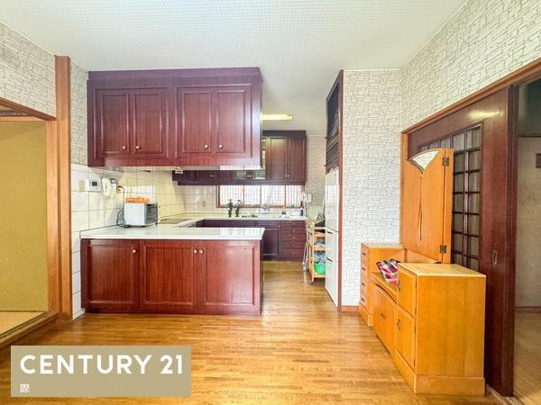 和歌山市神前の中古一戸建の居間・リビング