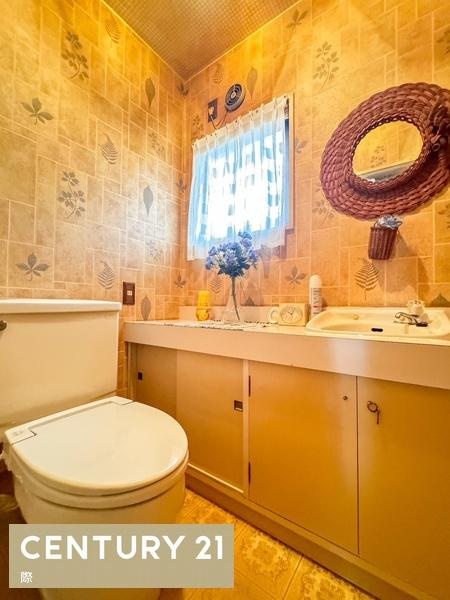 和歌山市神前の中古一戸建のトイレ