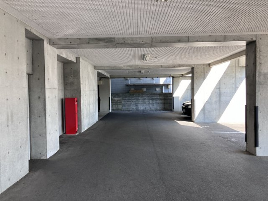 大津市におの浜４丁目の店舗事務所の駐車場|駐車場があります