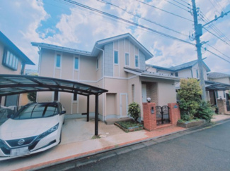 【外観】 | 千葉市花見川区み春野　リフォーム物件
カーポート2台分♪　