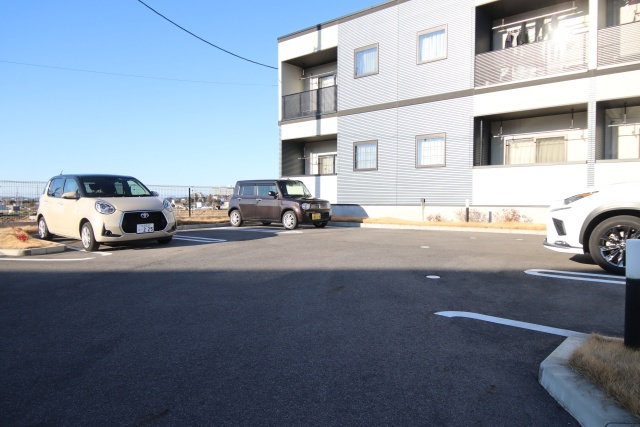 ランコントルの駐車場