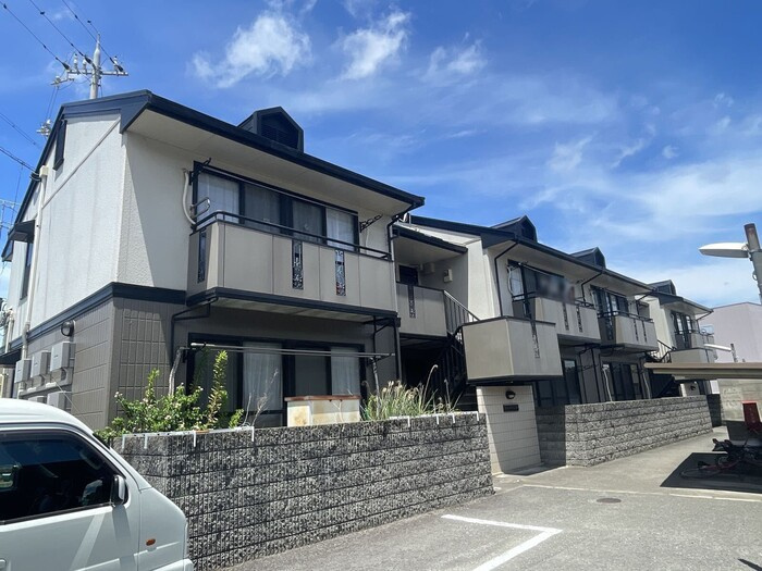 ハイツウィンディの外観